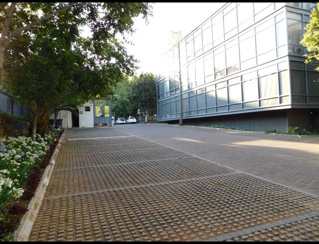 855M² OFFICE TO LET IN ILLOVO